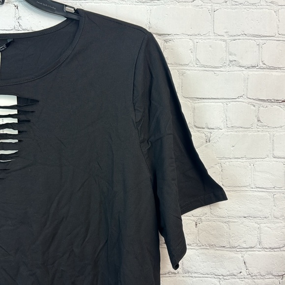 BloomChic Black Cut-Out Women's Top Plus Size 3X - Picture 3 of 6